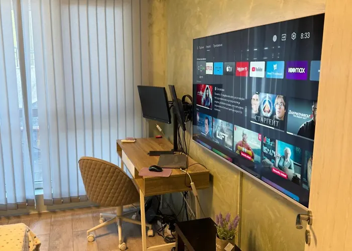 Διαμέρισμα 2-bedroom With Private Parking Fast Wifi 3-aircon 3-smarttvs Workdesk Youtube Premium And Netflix Βάρνα